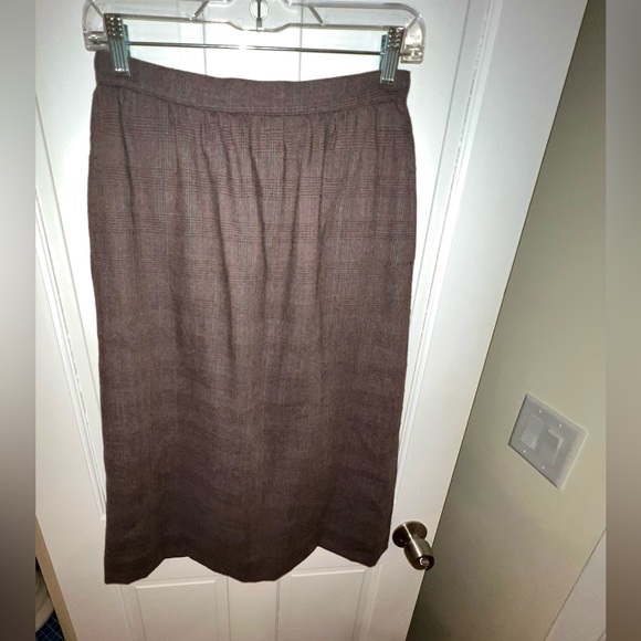 THE VILLAGER WOMEN’S SIZE 10 | WOOL BLAZER & SKIRT SUIT 2 PIECE SET VINTAGE - Picture 5 of 12